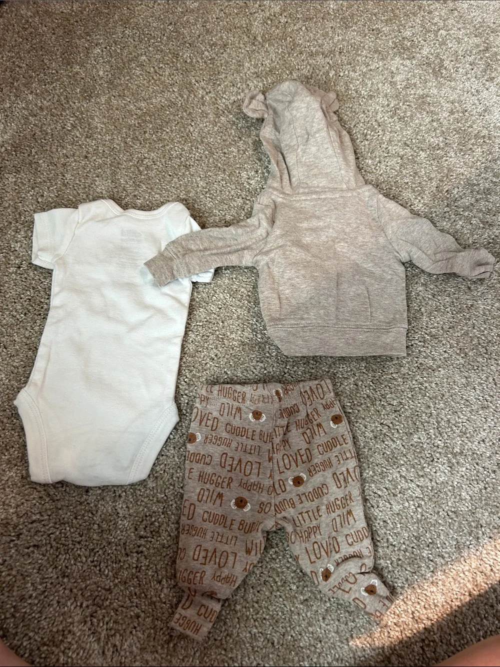 Baby Bear 3-Piece Outfit - White & Light Brown - Picture 3 of 3